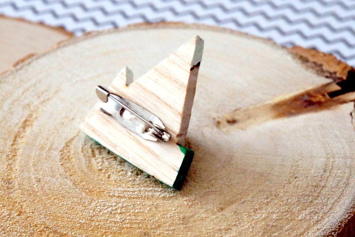 Broche mini montagne dos