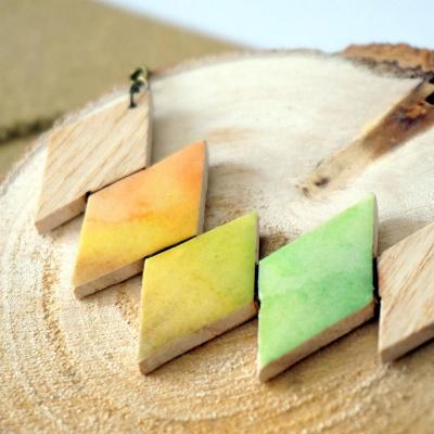 Collier 5 losanges jaune orange vert