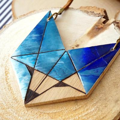 Collier renard peinture - bleu lacet suédine