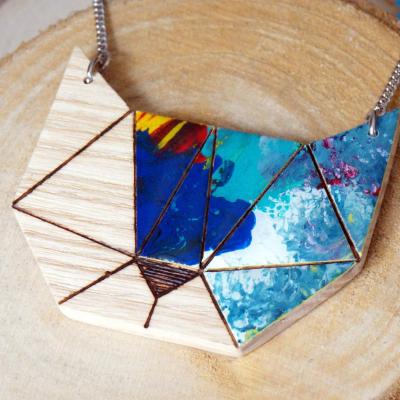 Sautoir chat peinture bleu multi