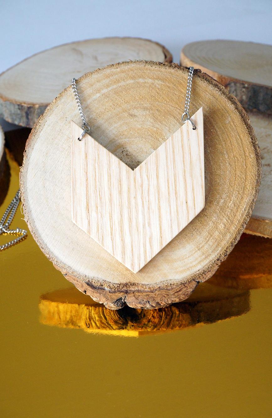 Sautoir renard vert dos